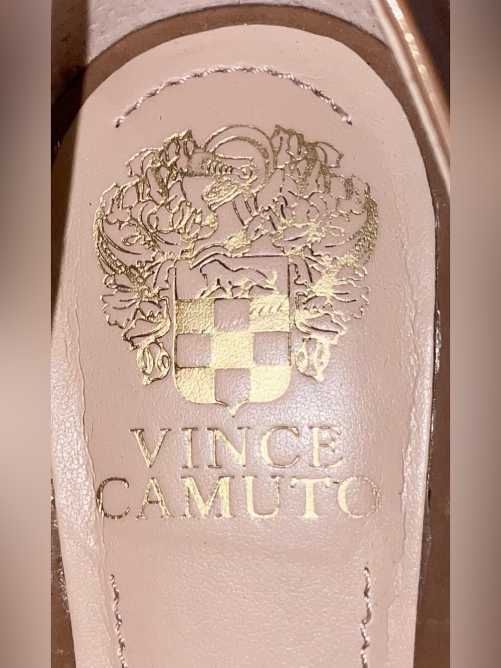 Vince Camuto Womens Size 8.5 Maureen Tan Patent Leather Kitten Heels Pointed Toe - Picture 10 of 12